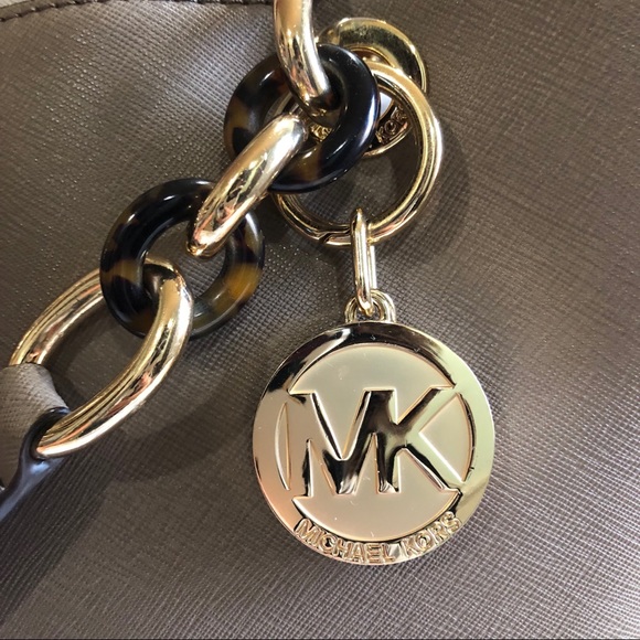 💥Last Chance!💥Michael Kors - Cynthia satchel - Picture 6 of 8